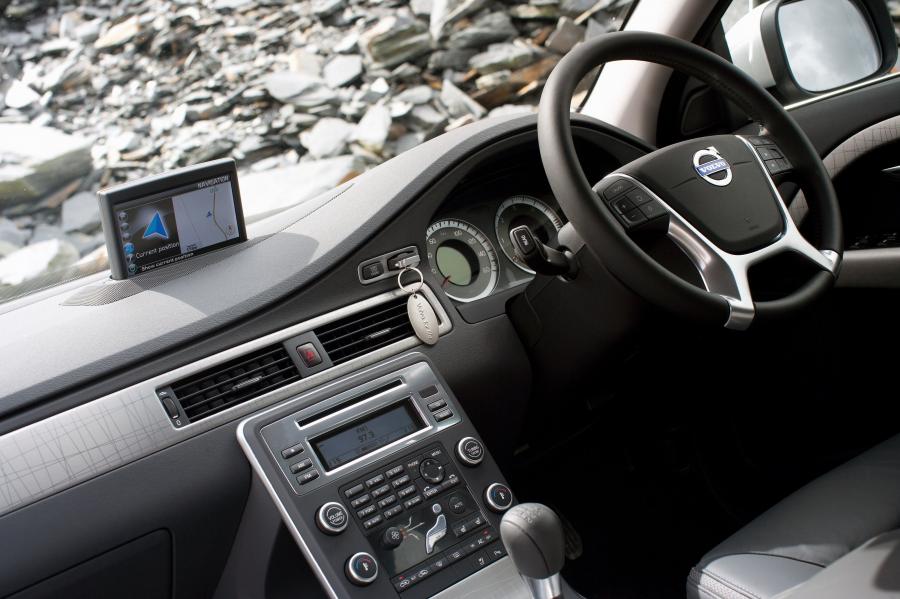  Volvo XC70 2010 года  (фото 3 из 58)